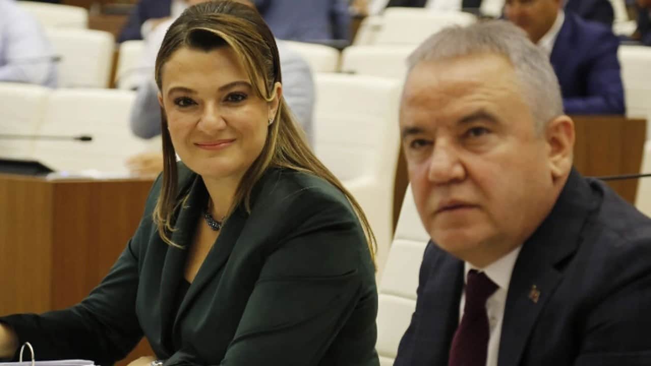 Muhittin Böcek’in sekreteri de tutuklandı