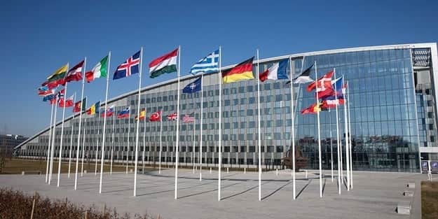 NATO Siyona hami olamaz
