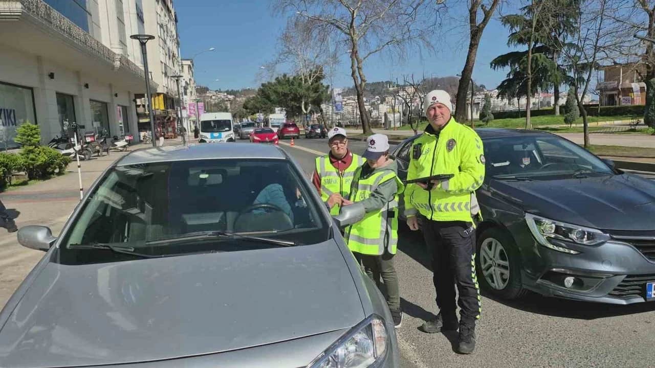 Ordu’da özel çocuklar trafik polisi oldu