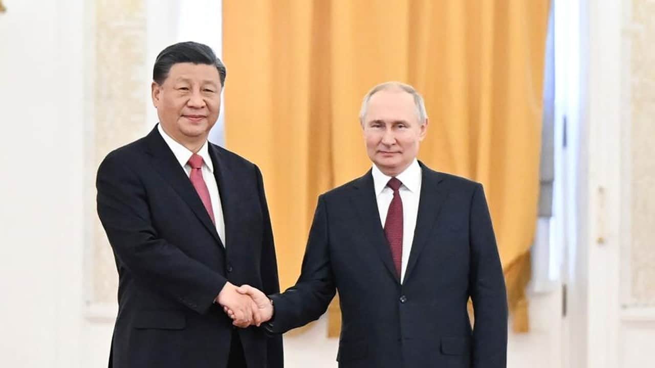 Putin'den Şi Cinping'e doğum günü mesajı