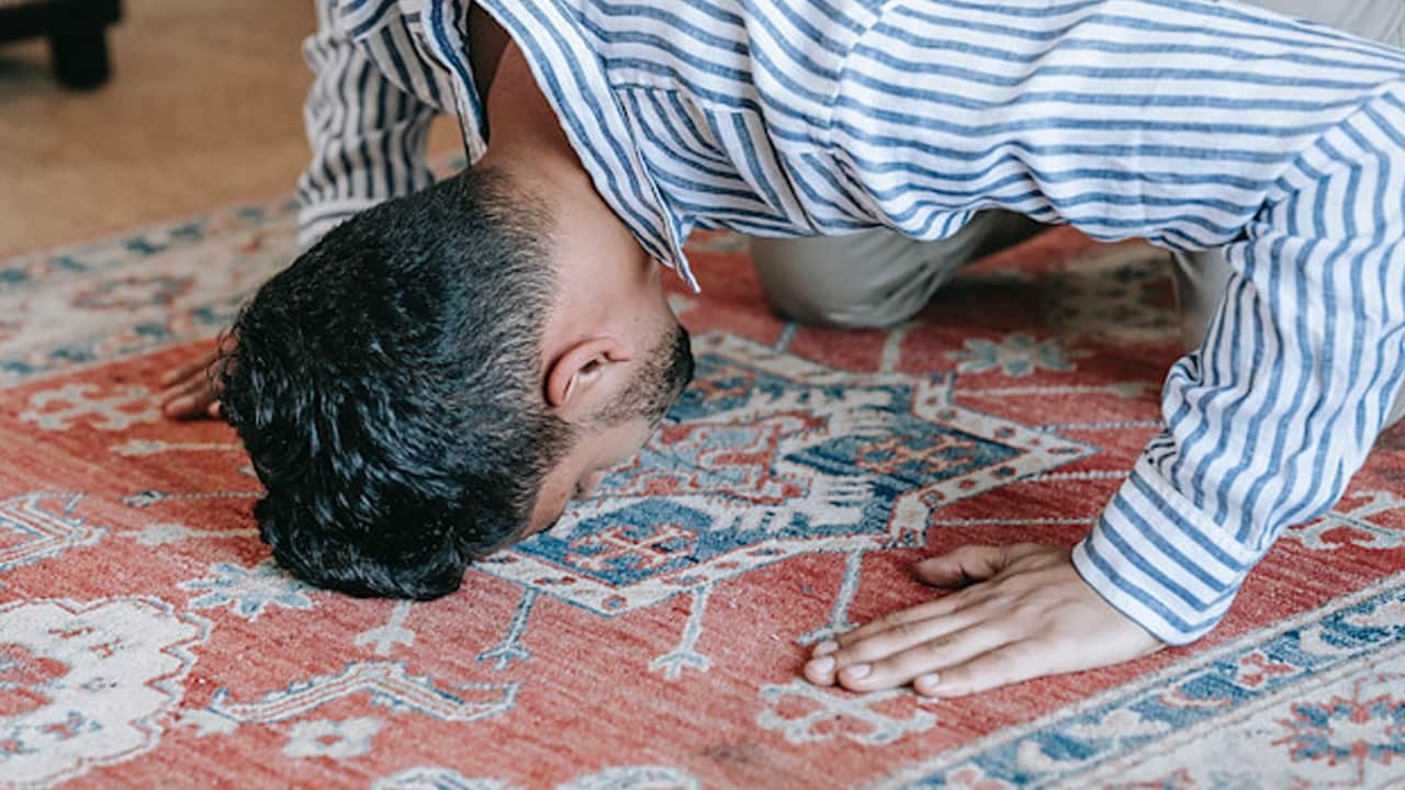 Reklam arası kılınan namaz