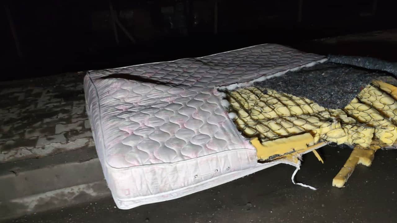 Şaka değil gerçek! Kazaya yatak sebep oldu