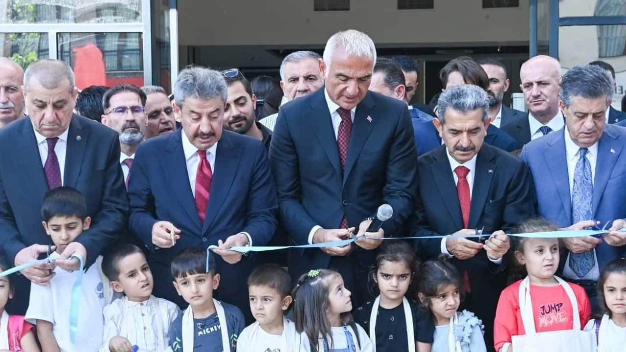 Şırnak’a 62 bin kitap kapasiteli yeni kültür merkezi