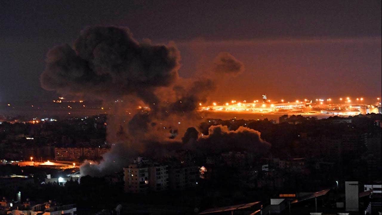 Siyonistler Lübnan'ın güneyine saldırılarını sürdürdü