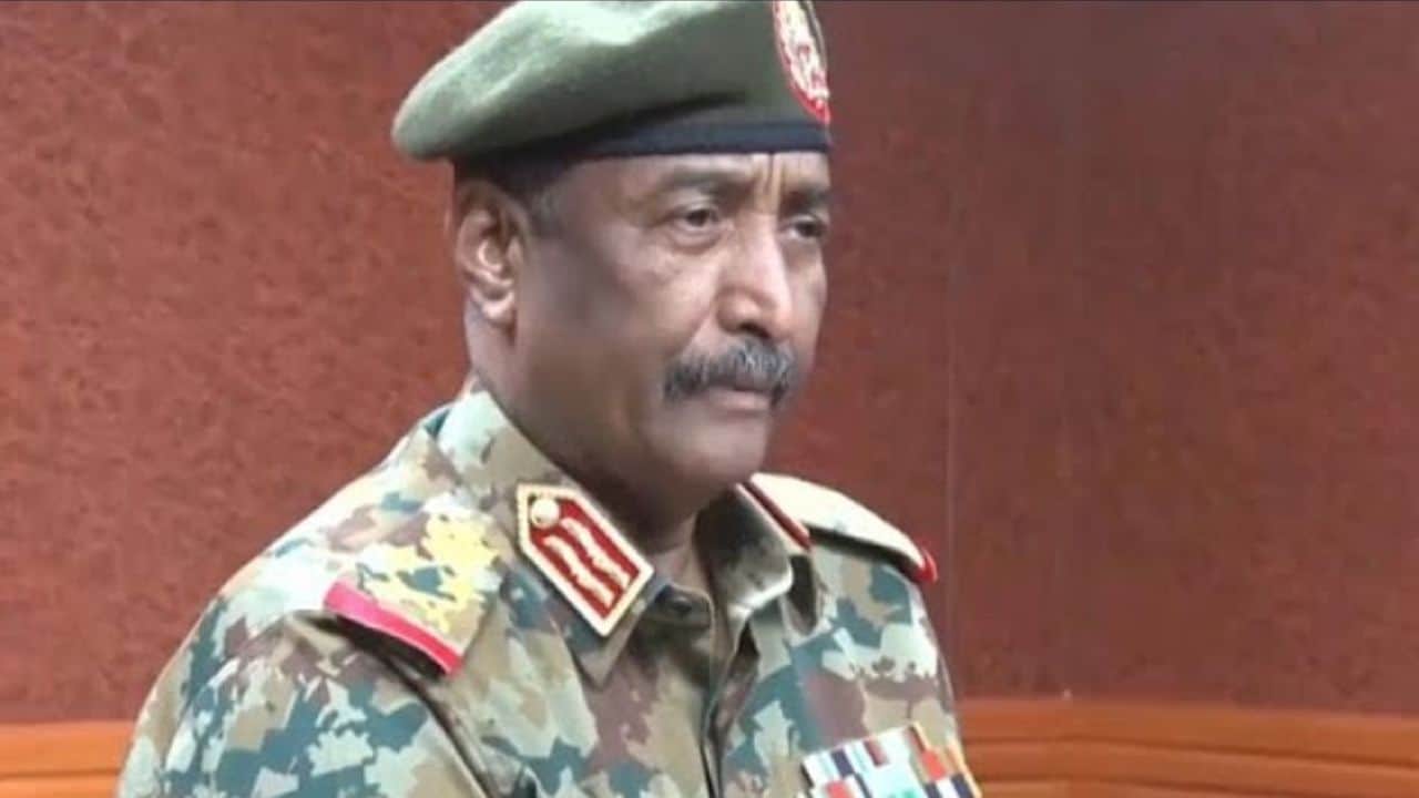 Sudan'ın askeri lideri, Trump'la görüşmeye hazır olduğunu açıkladı
