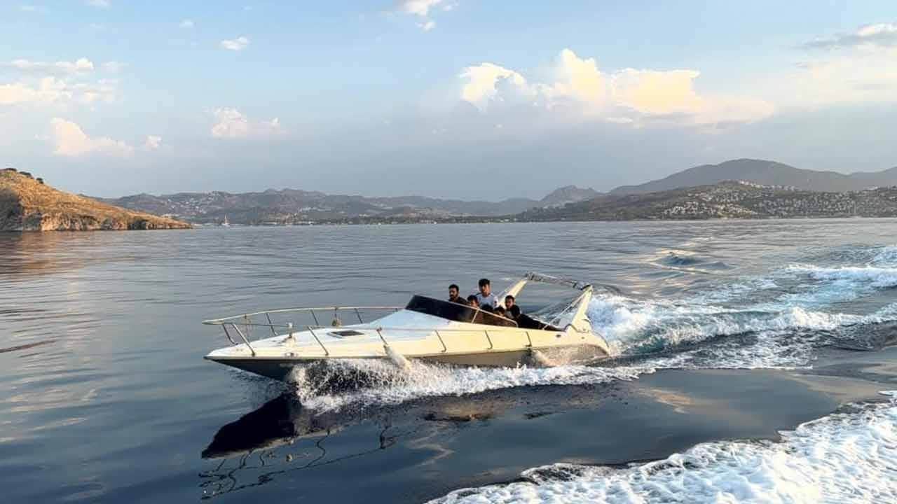 Sürat teknesiyle göçmen kaçakçılığı! Hepsi yakalandı