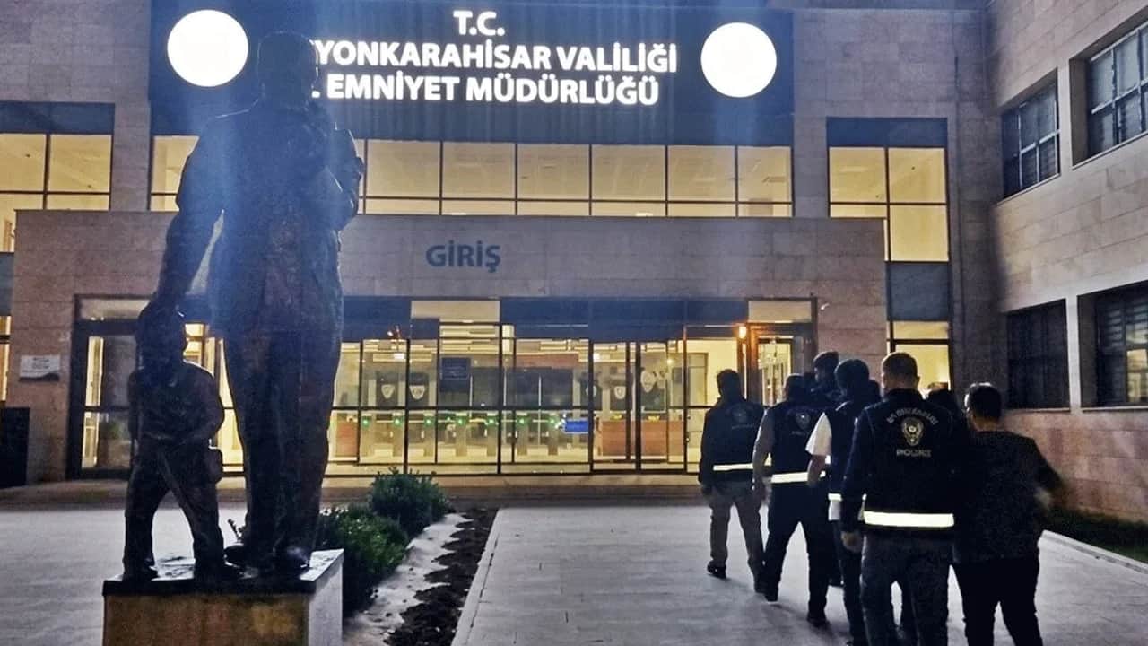 Tamirciden araç çalan oto fareleri enselendi: 116 saatlik kamera görüntüsü incelendi!