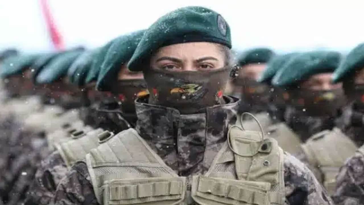 TBMM’ye şaşkına çeviren başvuru! ‘Kadınlar askere alınsın'