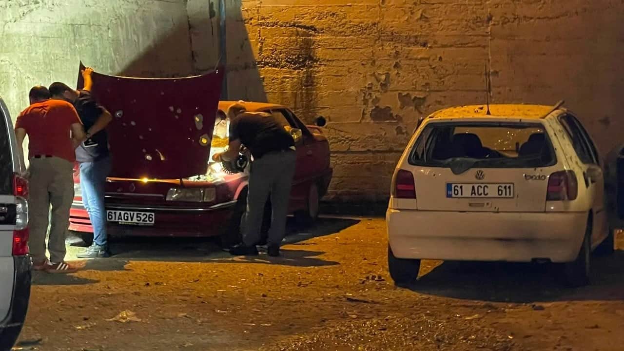 Trabzon’da hareketli dakikalar! Emniyet müdürlüğü binası önünde İHA patladı