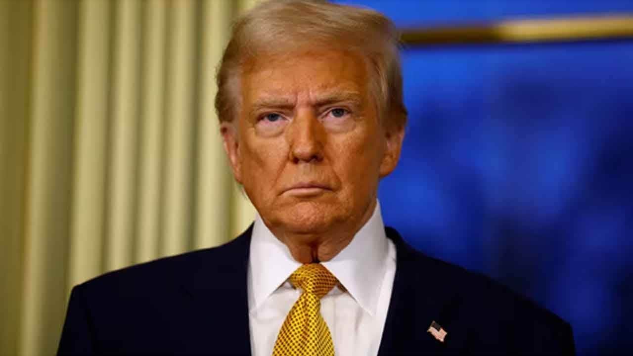 Trump'tan Avrupa'ya gümrük şoku! Otomotiv devi Almanya sarsıldı, borsalar kırmızıya boyandı!