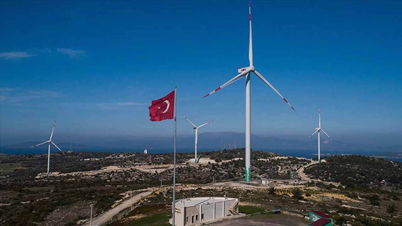 TÜREB’ten enerji çağrısı! Depolamalı rüzgar ve güneş yatırımları hızlanmalı