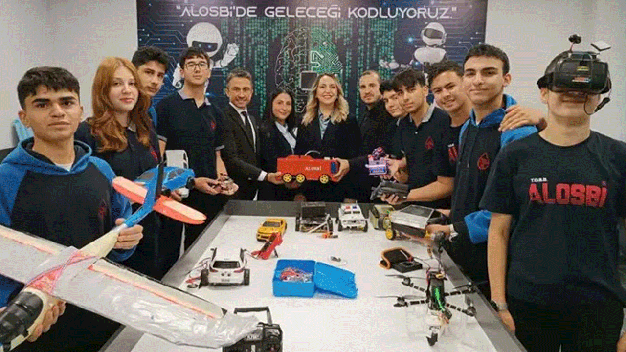 Türk savunma sanayi ailesi büyüyor: Genç yeteneklere uzman tavsiyeleri!