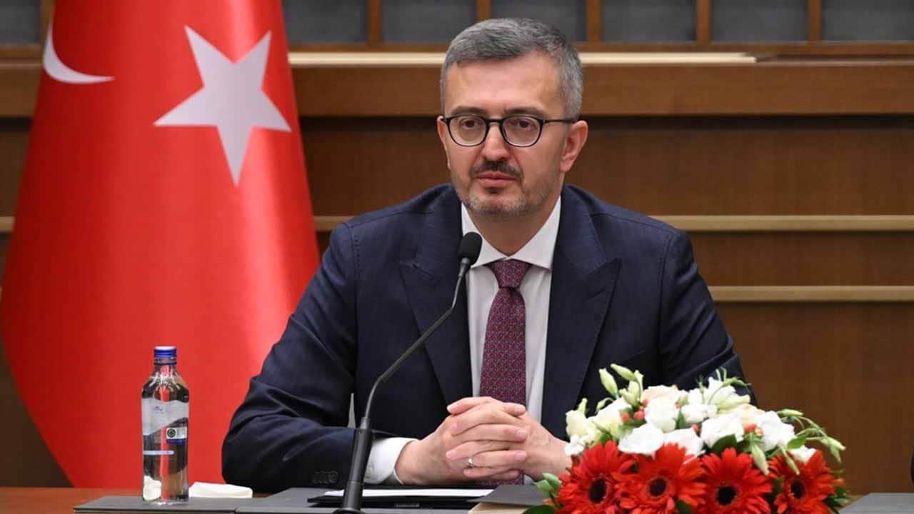 Türkçe'nin gücü vurgulandı! Medeniyetin dili yeniden gündemde