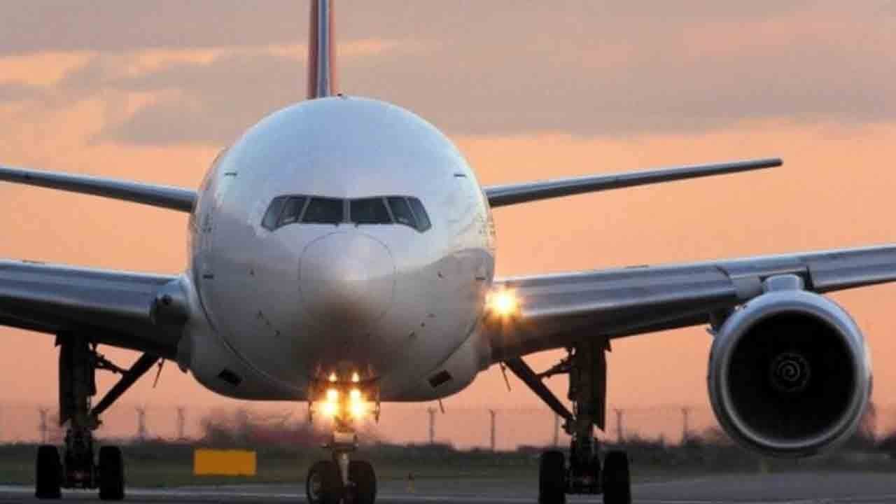 Uçakta vaaz verdi, kriz çıktı: Hem indirildi hem de kara listeye alındı