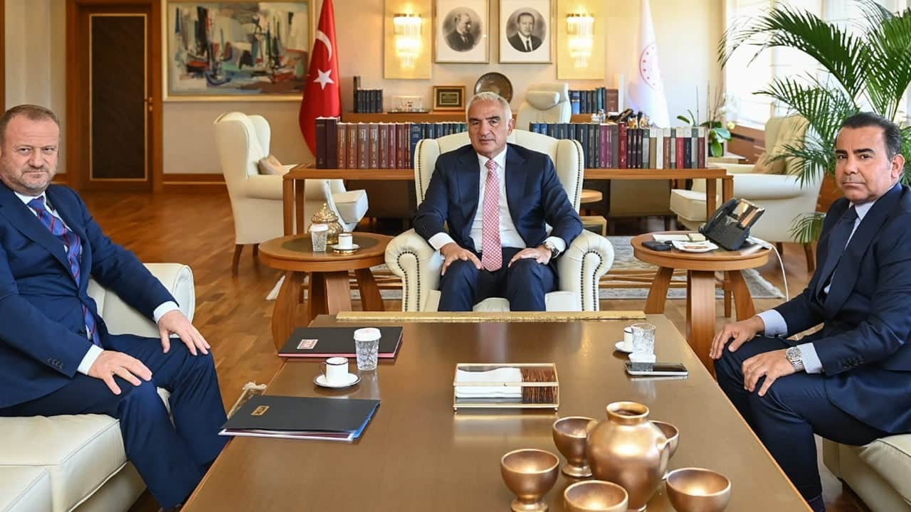 Yayıncılık gündemi Bakanlık'ta ele alındı...