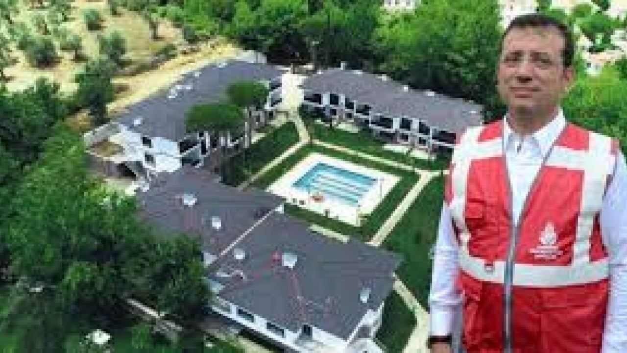 Foto - Kahveci, 'Rüşvet'in faizi haram mı' diye sordu.. Ekrem'e yan mı çiziyor?