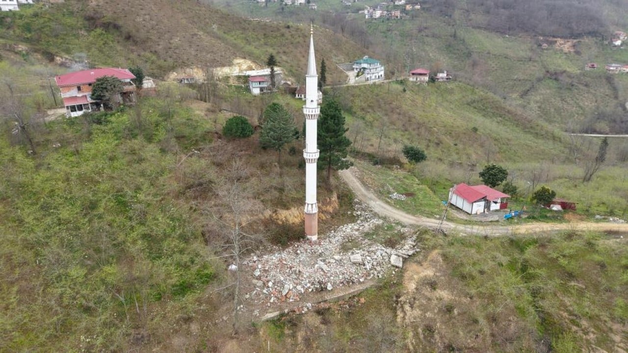 Foto - 1. derece afet bölgesi ilan edildi. Koca mahalle ellerinden kayıp gitti