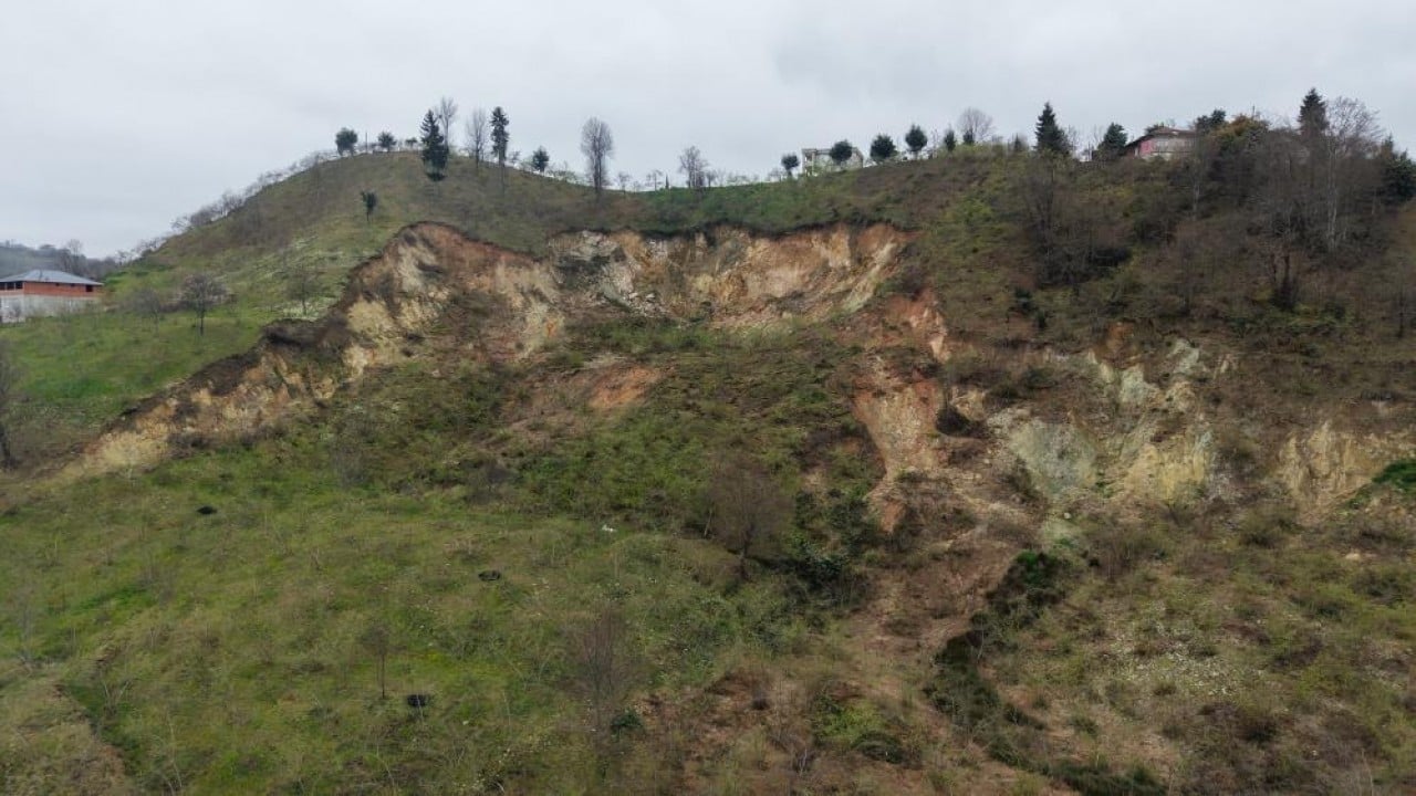 Foto - 1. derece afet bölgesi ilan edildi. Koca mahalle ellerinden kayıp gitti