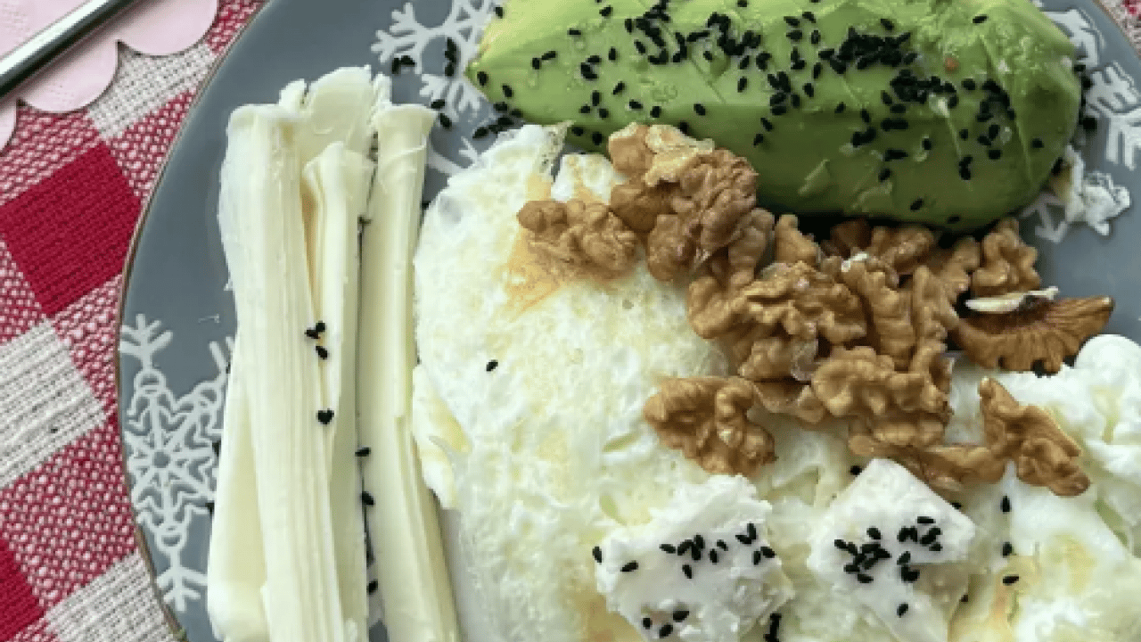 1 numaralı öğün sırrı burada: Kahvaltıda avokado ve ceviz yemenin 10 faydası