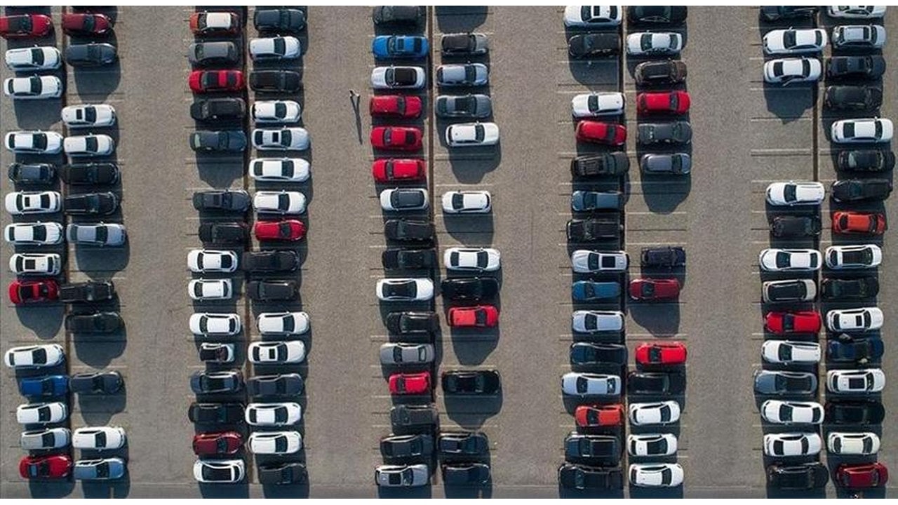 Foto - 10 yaş üstü aracı olanlar dikkat: Artık o zorunluluk geliyor