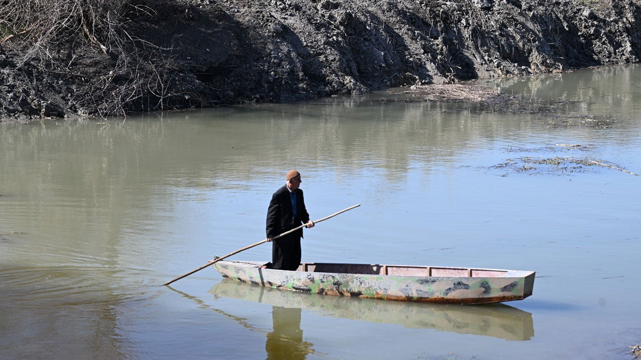 10 yıl sonra adasına döndü! "Yerli Robinson" yeniden yuvasında
