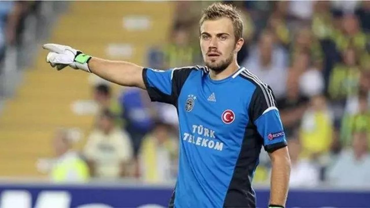 Foto - 10 yıllık sözünü tutup Fenerbahçe’ye transfer oldu! Anlaşma tamam, koptu geliyor