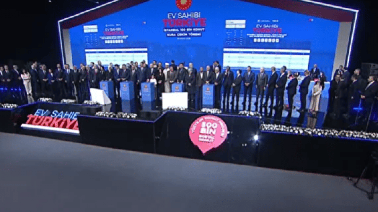 Foto - 100 bin konut kura sonucu nasıl öğrenilir? Yüzbinlerce kişi nefesini tuttu