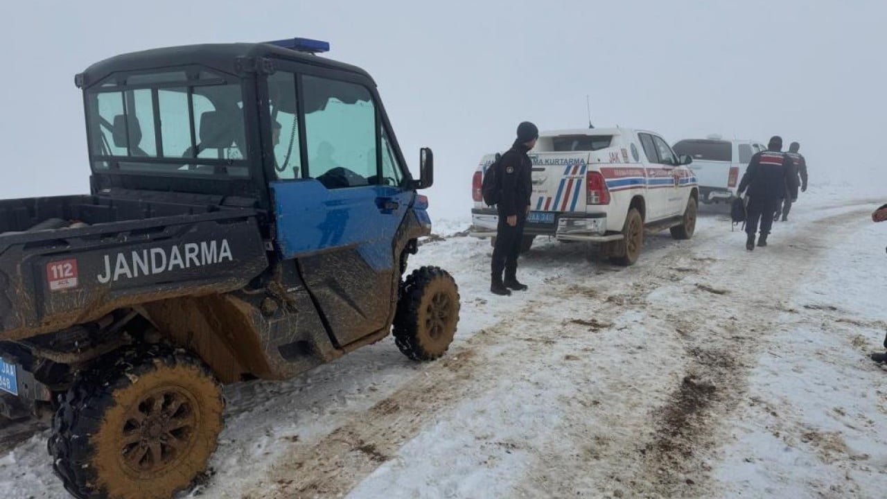 Foto - 100 kişilik ekip dağ tepe kayıp dağcıyı arıyor