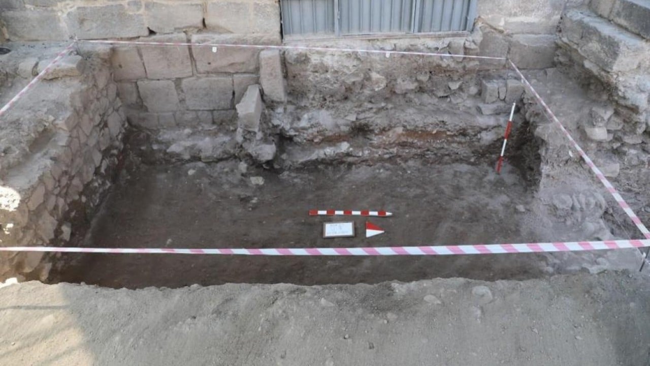 Foto - 100 senedir toprak altındaydı