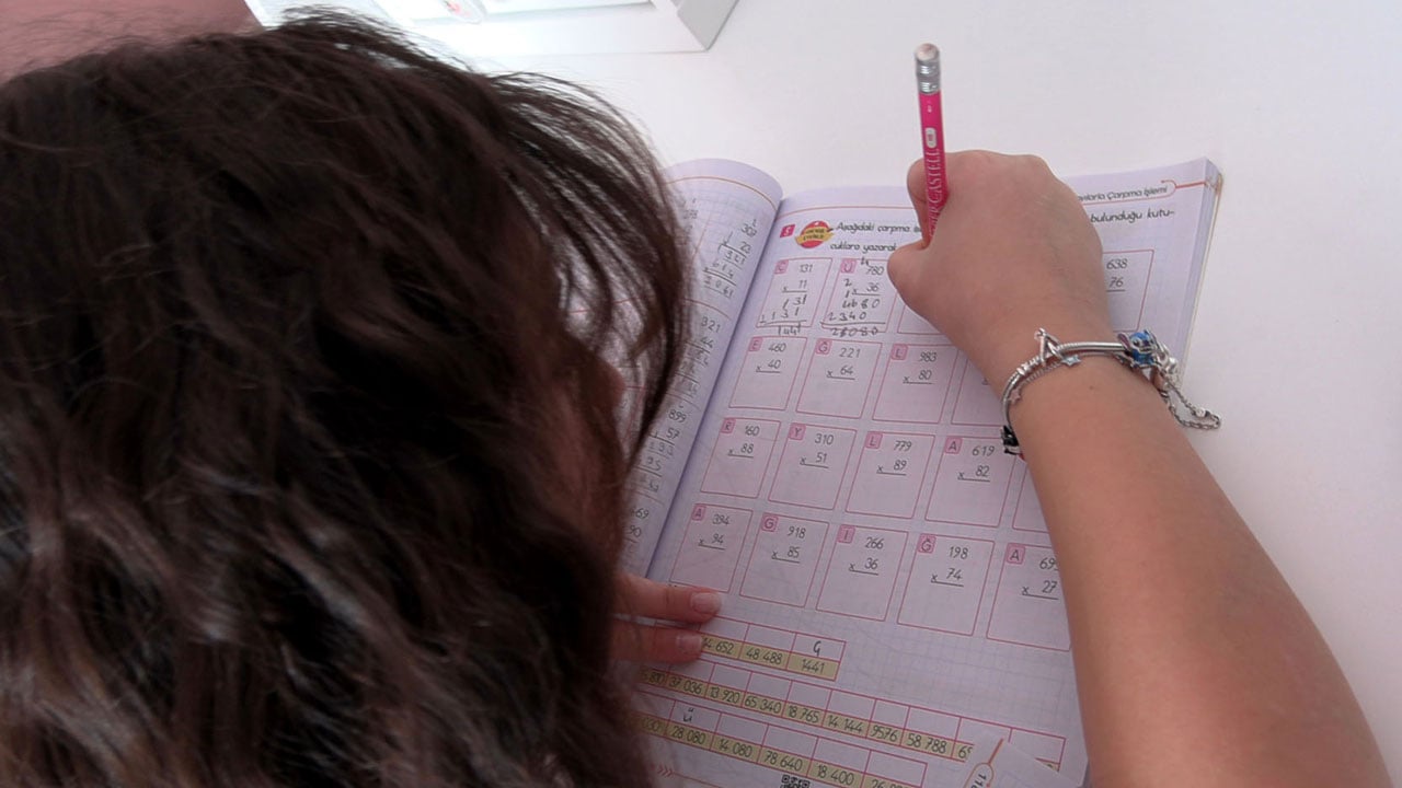 Foto - 100 tam puan aldı! Trabzonlu Lina matematikte dünya birincisi oldu