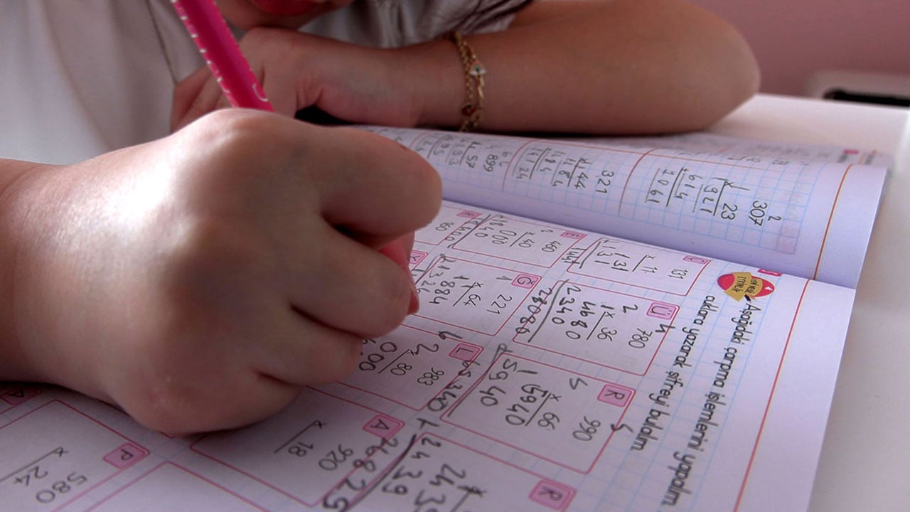 Foto - 100 tam puan aldı! Trabzonlu Lina matematikte dünya birincisi oldu