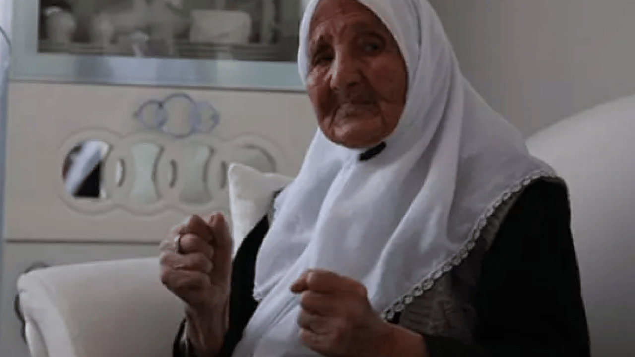 Foto - 110 yaşındaki Şemsi Nine sırrını paylaştı: Bu iki besinden asla vazgeçmiyor!