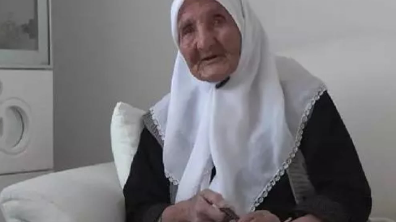 Foto - 110 yaşındaki Şemsi Nine sırrını paylaştı: Bu iki besinden asla vazgeçmiyor!