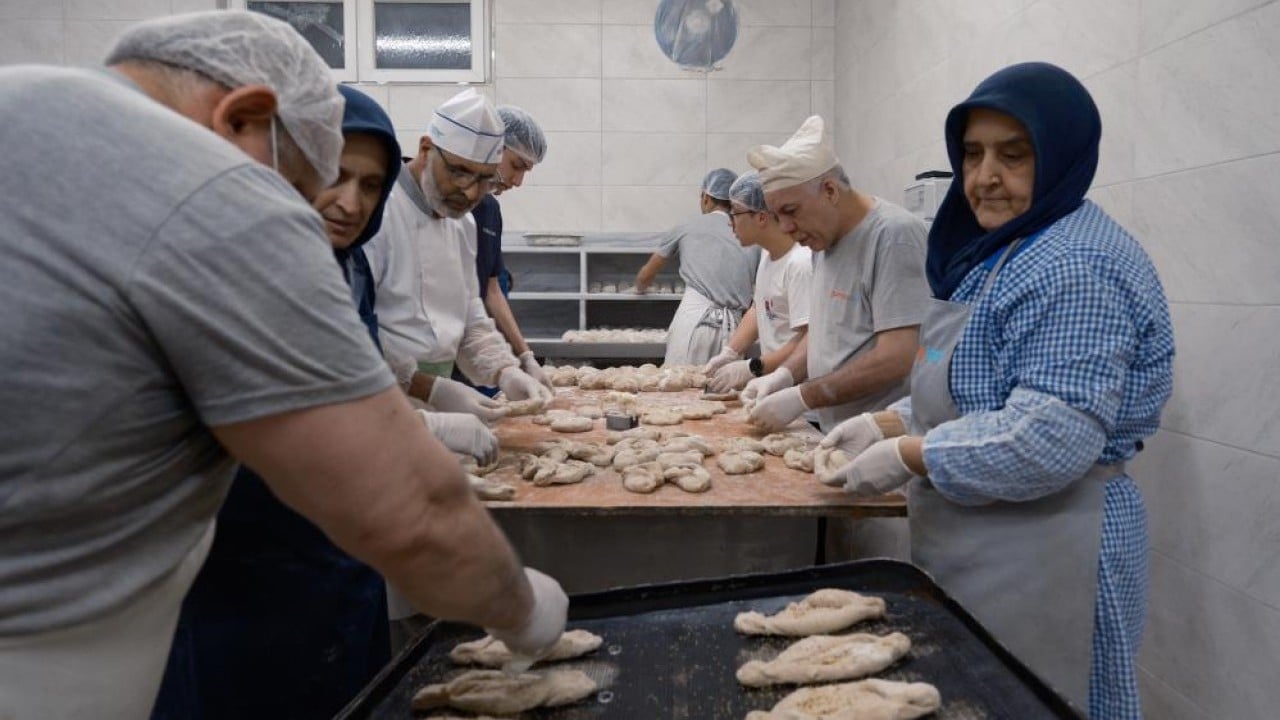 Foto - 11 çeşit baharatla hazırlanıyor, 15 gün bayatlamıyor Coğrafi işaretli bayram çöreği