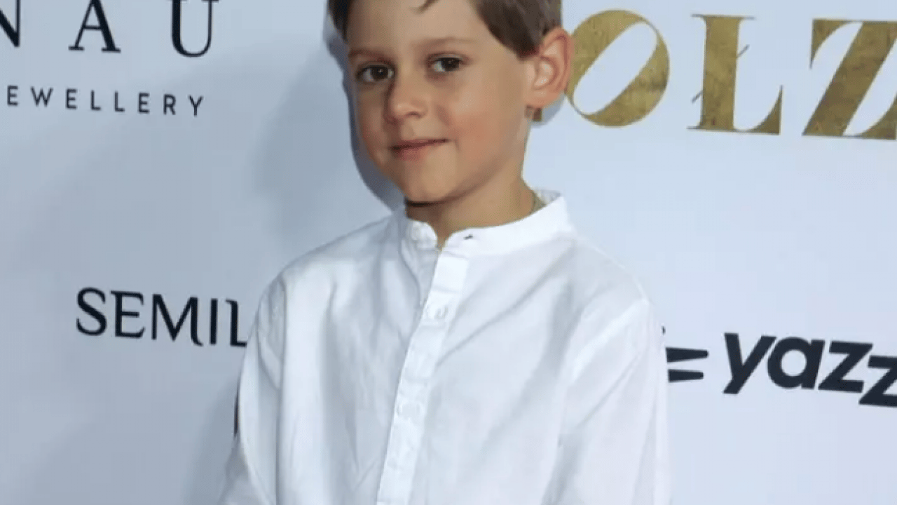 Foto - 11 yaşındaki oyuncunun acı sonu: Okul otobüsünden indikten sonra can verdi!