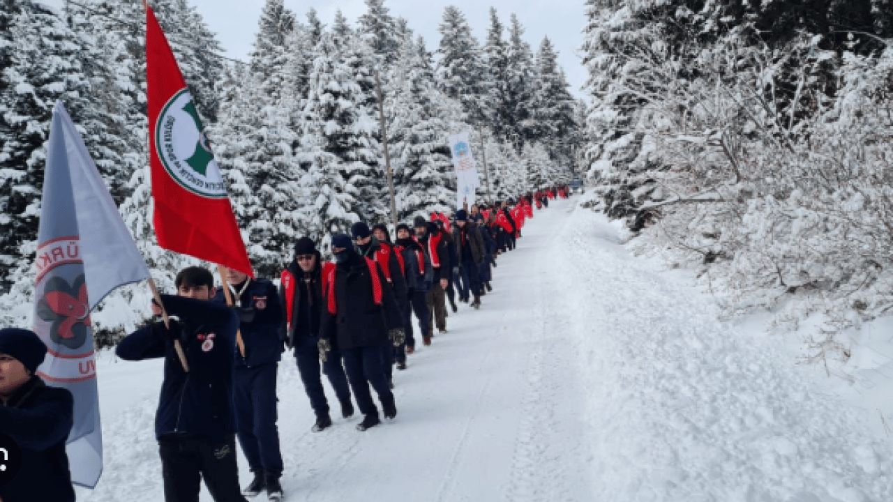 Foto - 111 yıl geçti ama acısı dinmedi! Askerler ve vatandaşlar birlikte yürüdü!