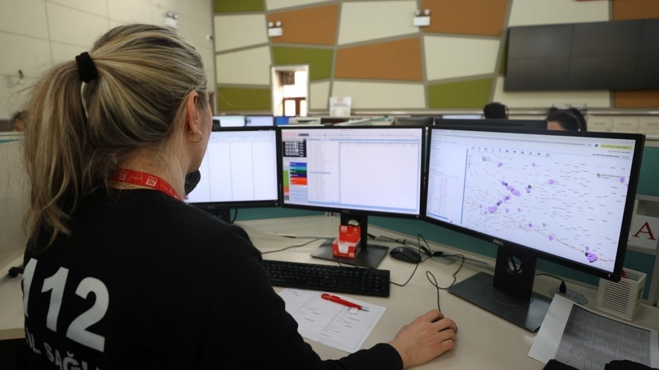 Foto - 112'de değişen bir şey yok! Gelen çağrıların yüzde 50'den fazlası gereksiz aramalar