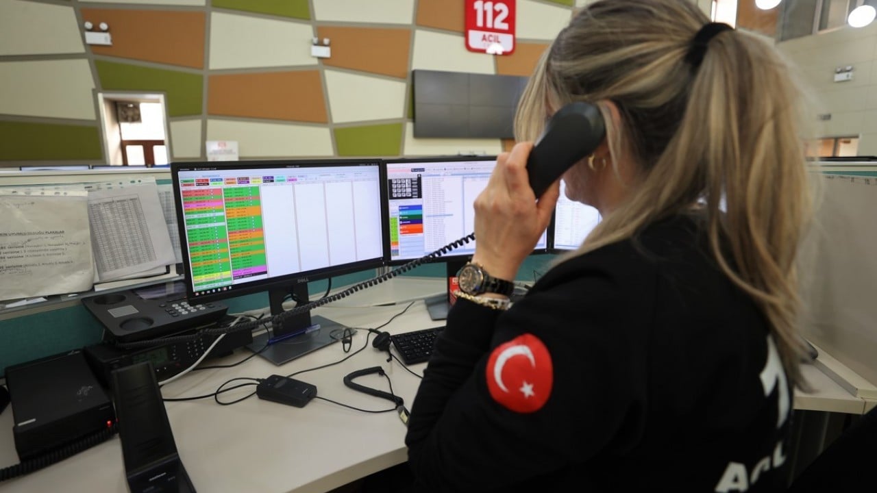 Foto - 112'de değişen bir şey yok! Gelen çağrıların yüzde 50'den fazlası gereksiz aramalar