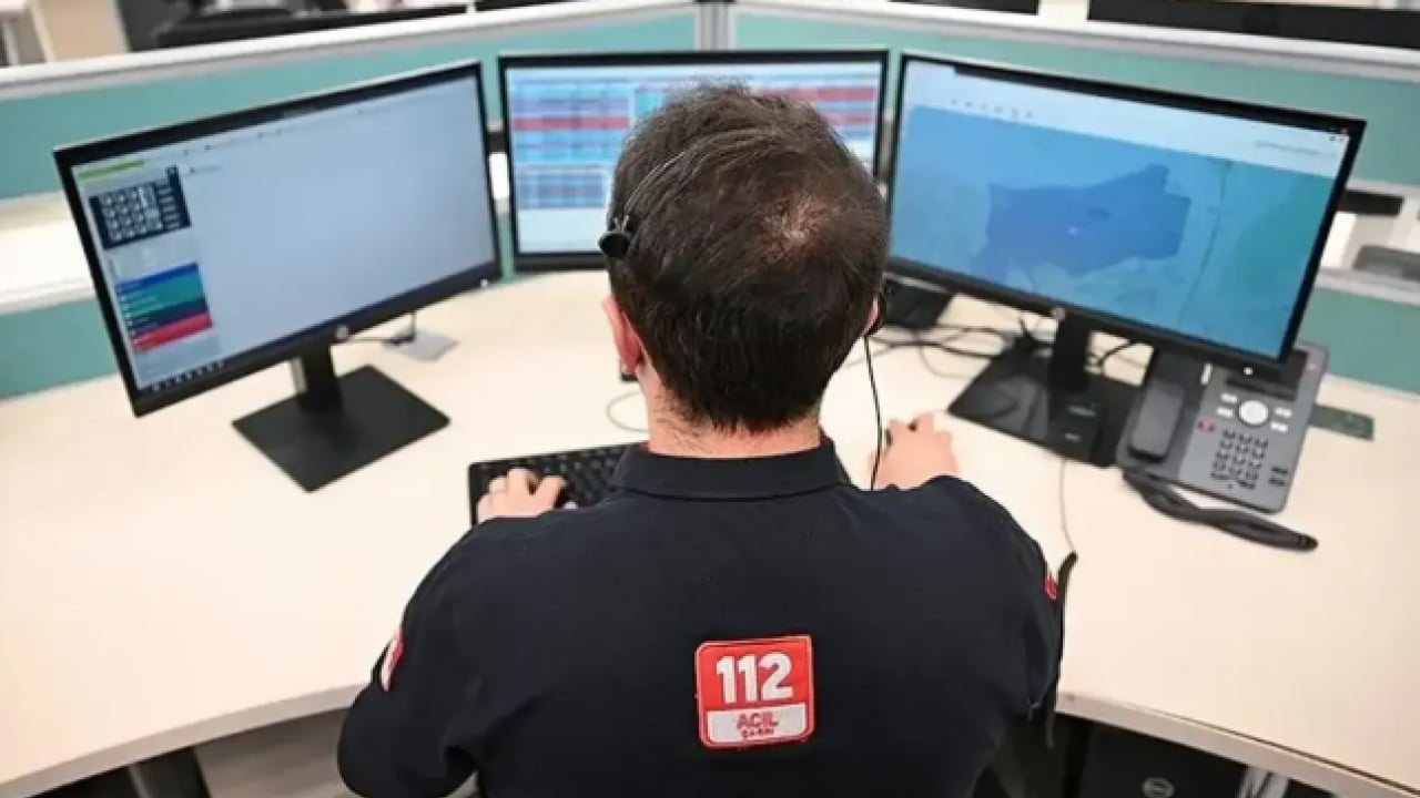 Foto - 112 suiistimaline rekor ceza: Acil hattı meşgul edenler yandı