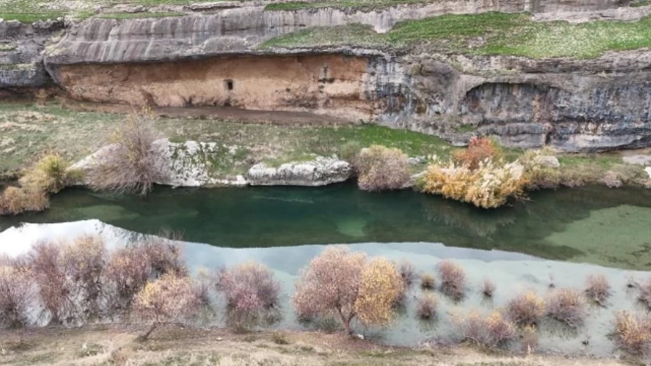 Foto - 12 bin 500 yıllık keşif! Göl taştı tarih ortaya çıktı