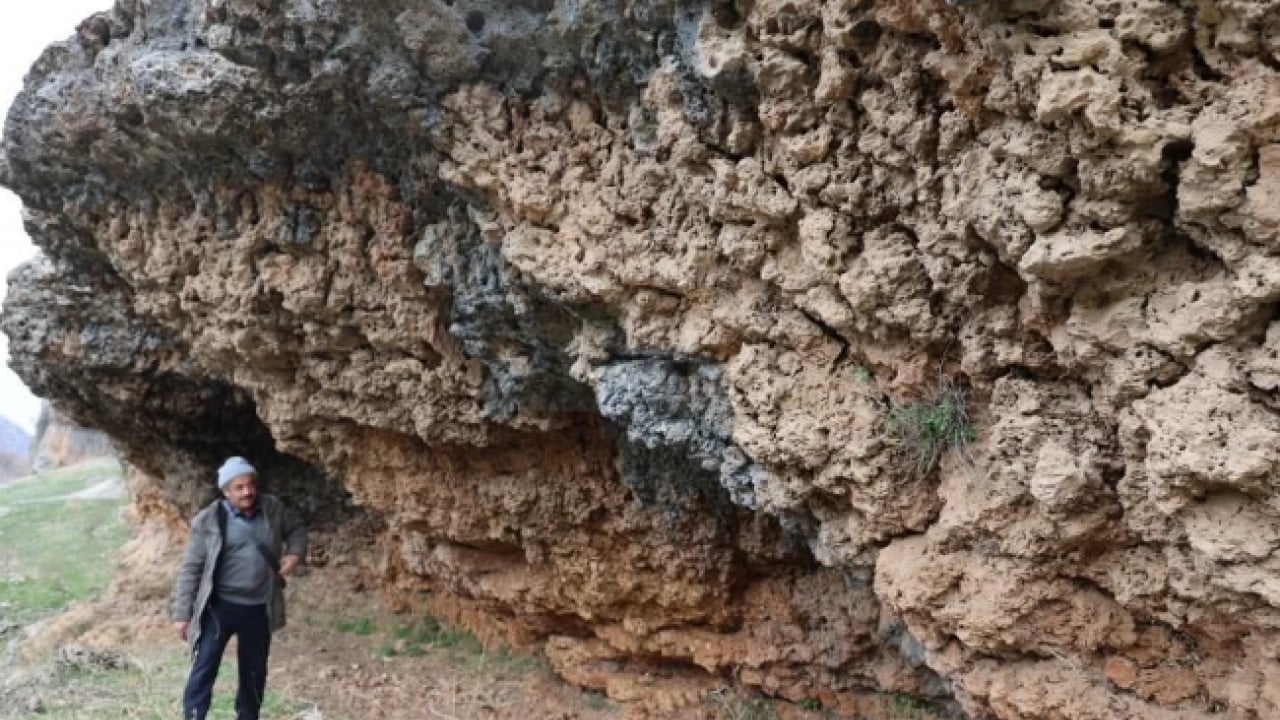 Foto - 12 bin 500 yıllık keşif! Göl taştı tarih ortaya çıktı