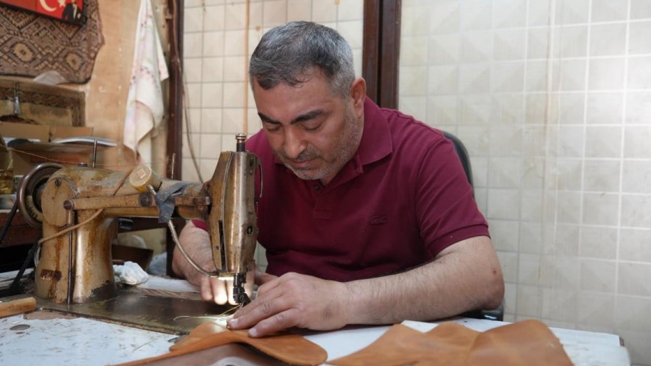 Foto - 12 metrekare dükkandan Avrupa ve dünyaya ulaştı