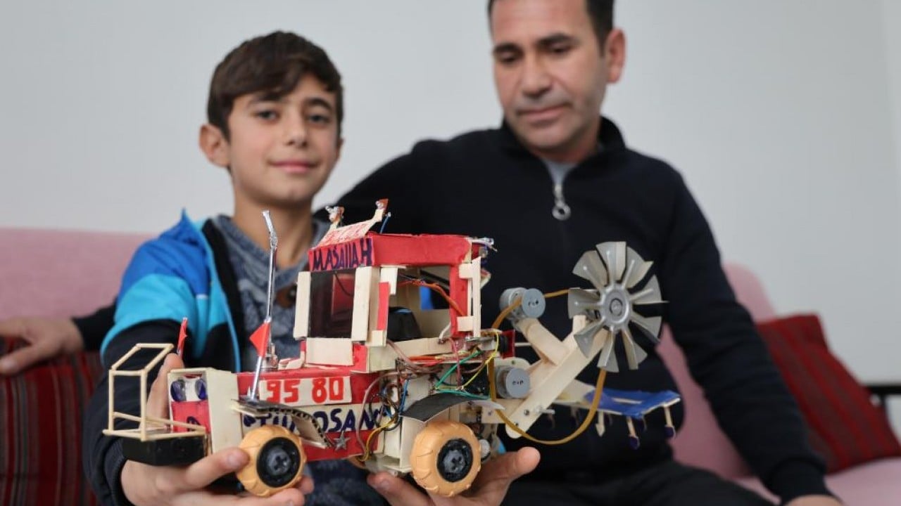 12 yaşında Selçuk 'Bayraktar'ı örnek alıyor