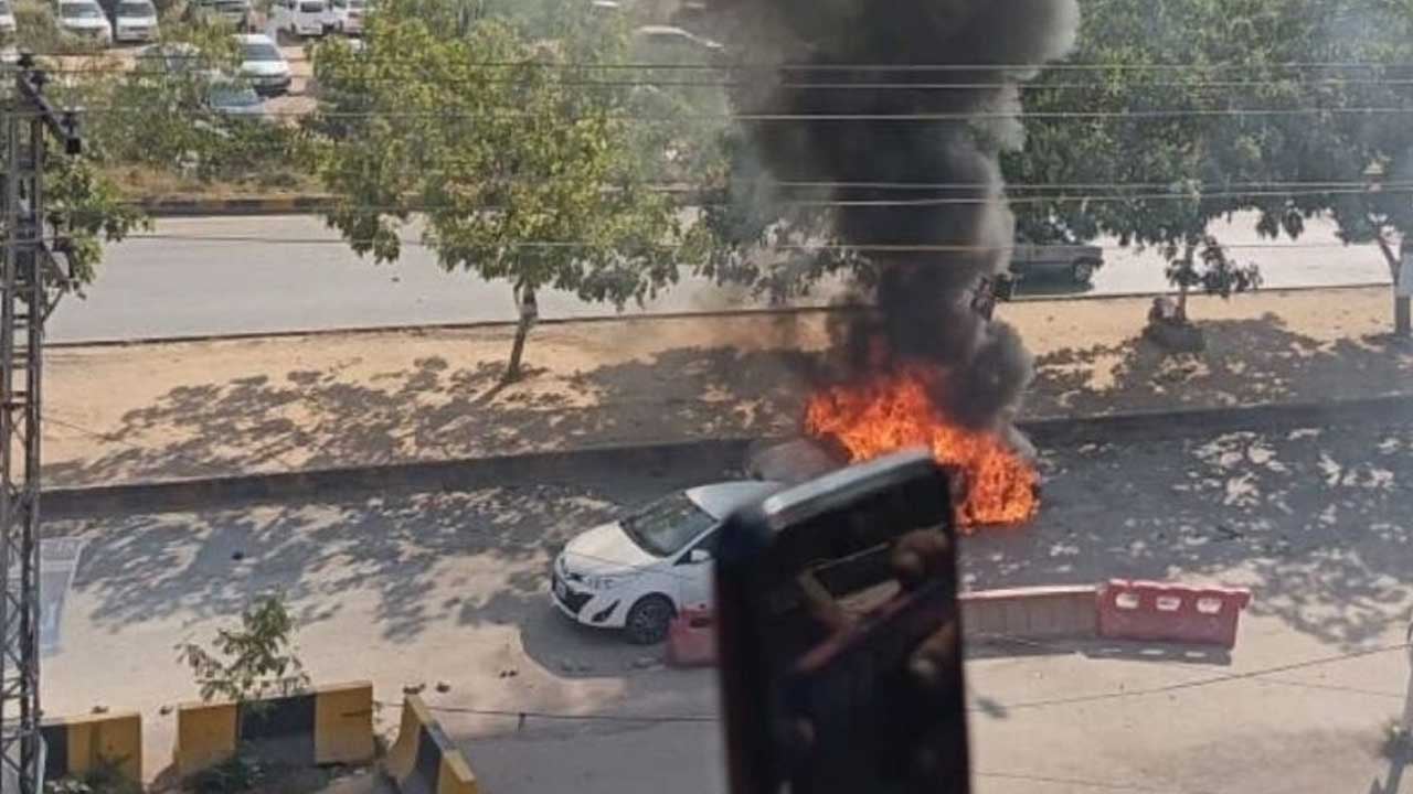 Foto - 13 ölü 30’dan fazla yaralı var! Saldırıdan İslam ülkesini sorumlu tuttular