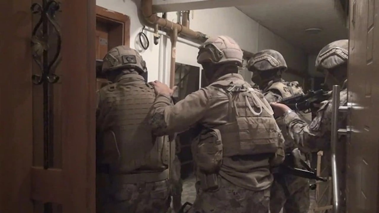 Foto - 14 ilde büyük operasyon! 324 kişi tutuklandı, el konulan para dudak uçuklattı