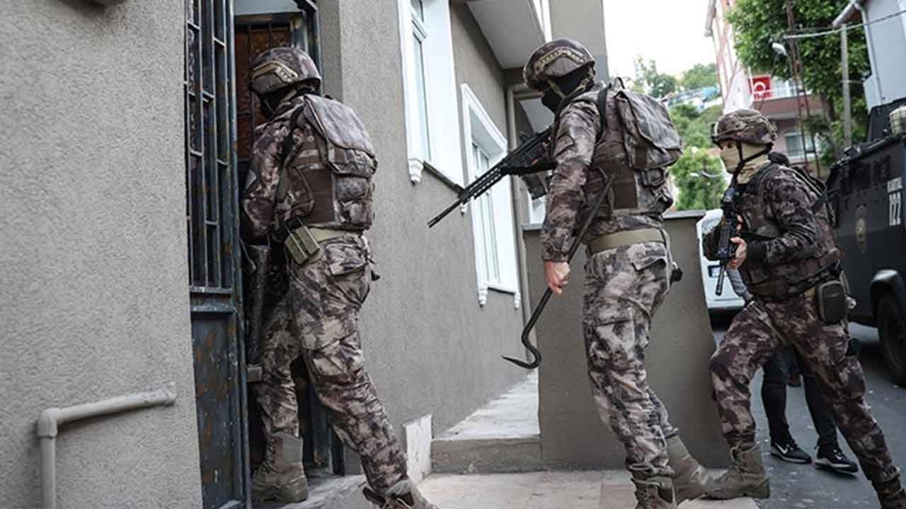 Foto - 14 ilde büyük operasyon! 324 kişi tutuklandı, el konulan para dudak uçuklattı