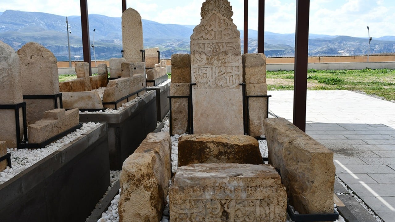 Foto - 147 eser görücüye çıktı Hasankeyf’in altı üstüne geldi ziyarete açıldı