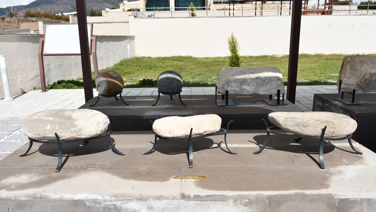 Foto - 147 eser görücüye çıktı Hasankeyf’in altı üstüne geldi ziyarete açıldı