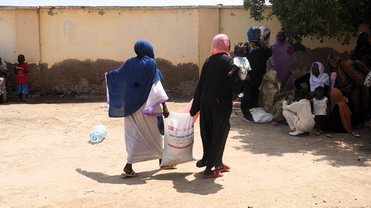 Foto - 15 bin gıda kolisi ve 40 bin iftar Kızılay Kara Kıta'yı fethetti