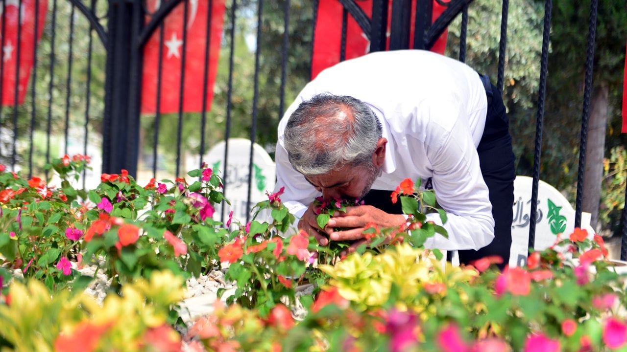 Foto - 15 Temmuz’da ikizlerini şehit veren baba: Evlatsız yaşarım da vatansız yaşayamam
